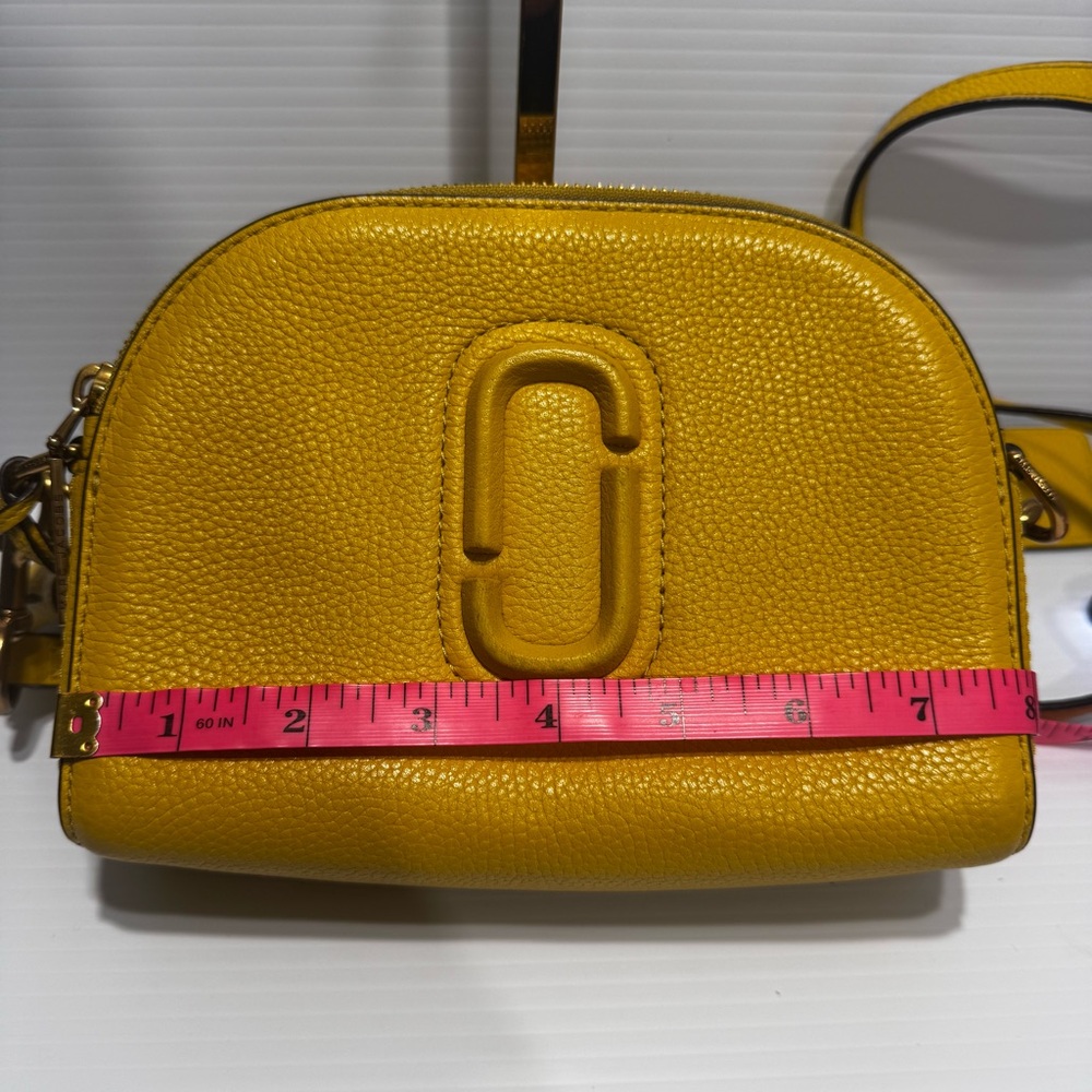 Marc Jacobs The Shutter Yellow Leather Crossbody Bag - Picture 14 of 16